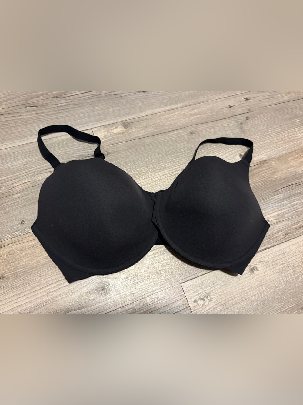 SKIMS Kim Kardashian Fits Everybody bra 36DDD new without tags